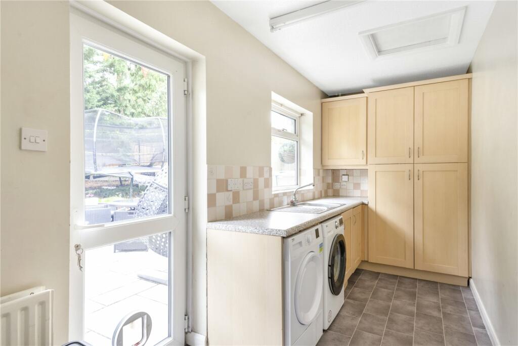 Additional image 23 of Rolinsden Way, Keston, BR2