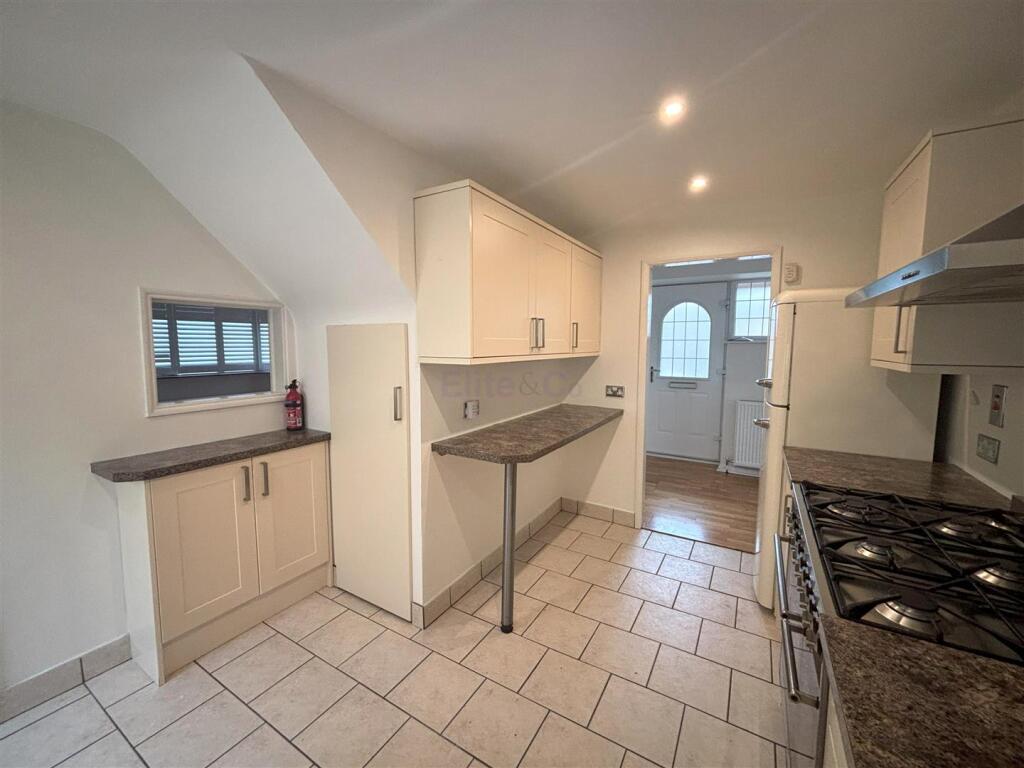 Additional image 8 of Clock House Road, Beckenham, BR3