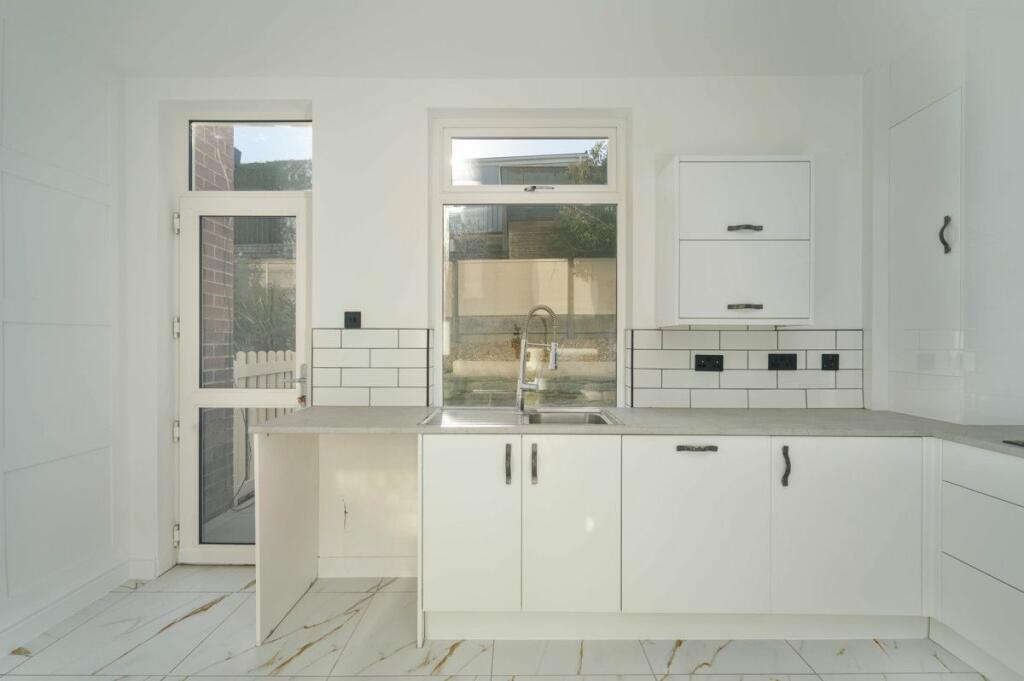 Additional image 8 of Moorside Road, Drighlington