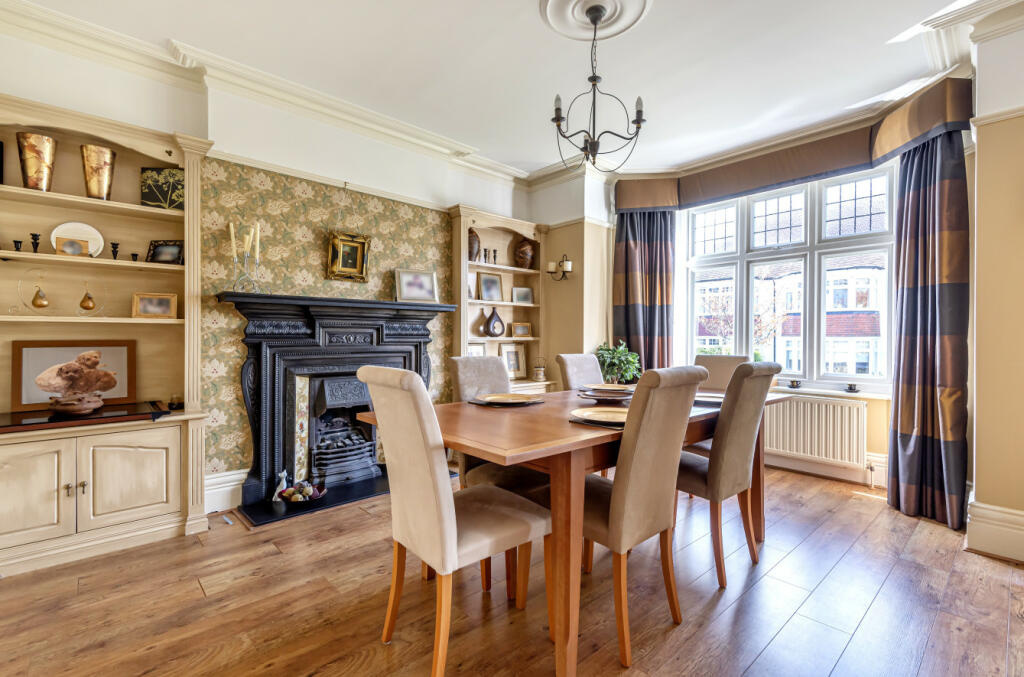 Additional image 5 of Cromwell Avenue, Bromley, BR2