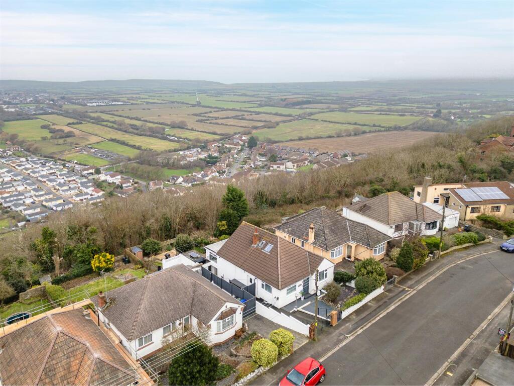 Additional image 4 of Woodspring Crescent, Worlebury - DECEPTIVE