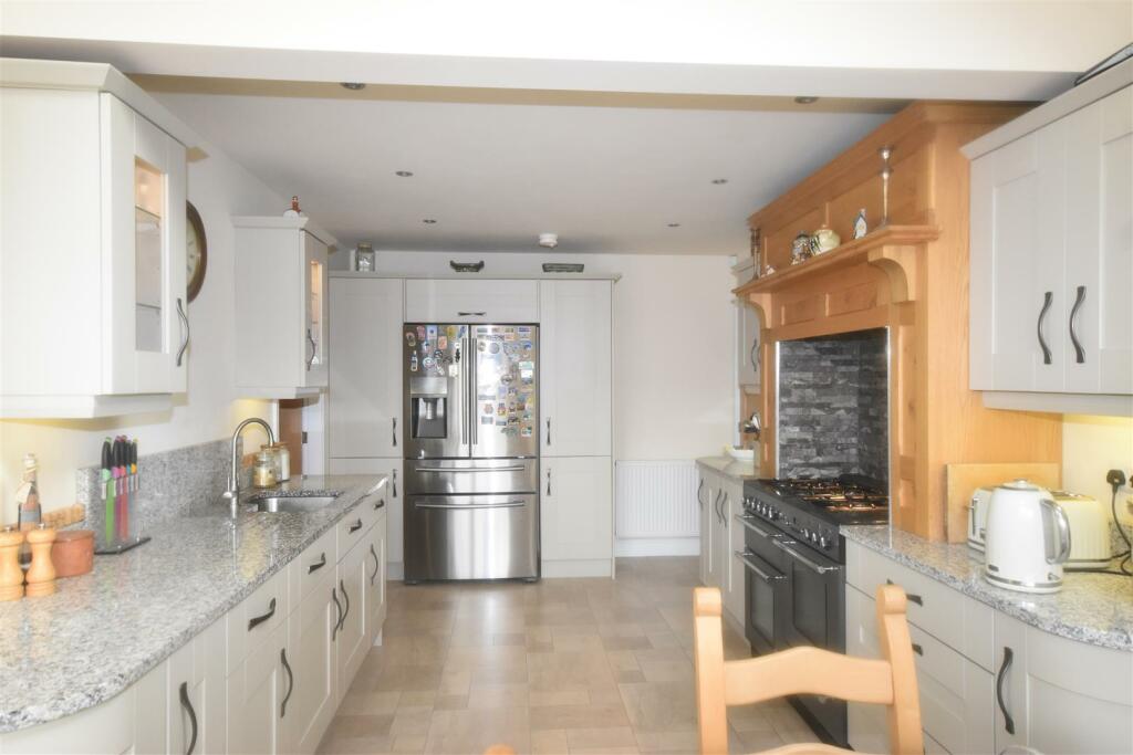 Additional image 7 of Thorn Drive, Queensbury, Bradford