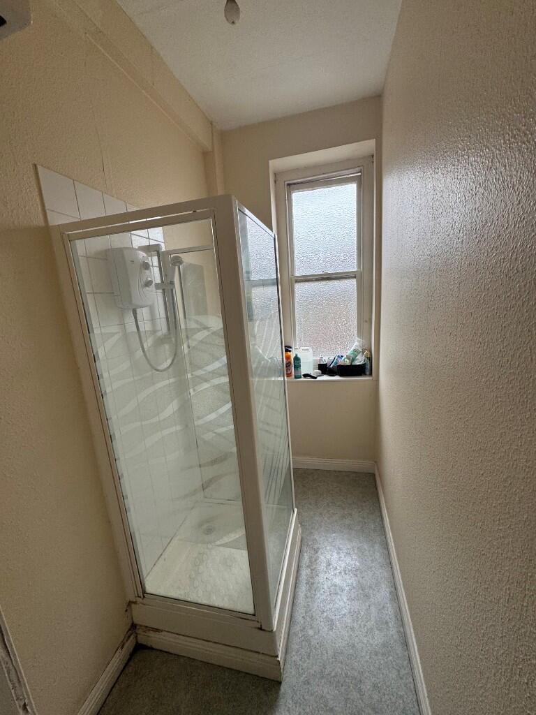 Additional image 6 of Flat 6 Limerick Road,Redland,Bristol,BS6 7DZ