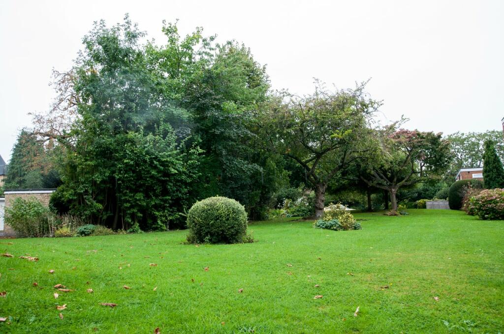 Additional image 18 of Park Road, Beckenham, BR3