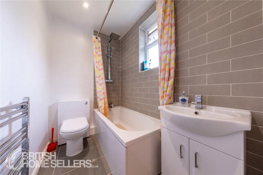 Additional image 7 of Calmont Road, Bromley, BR1