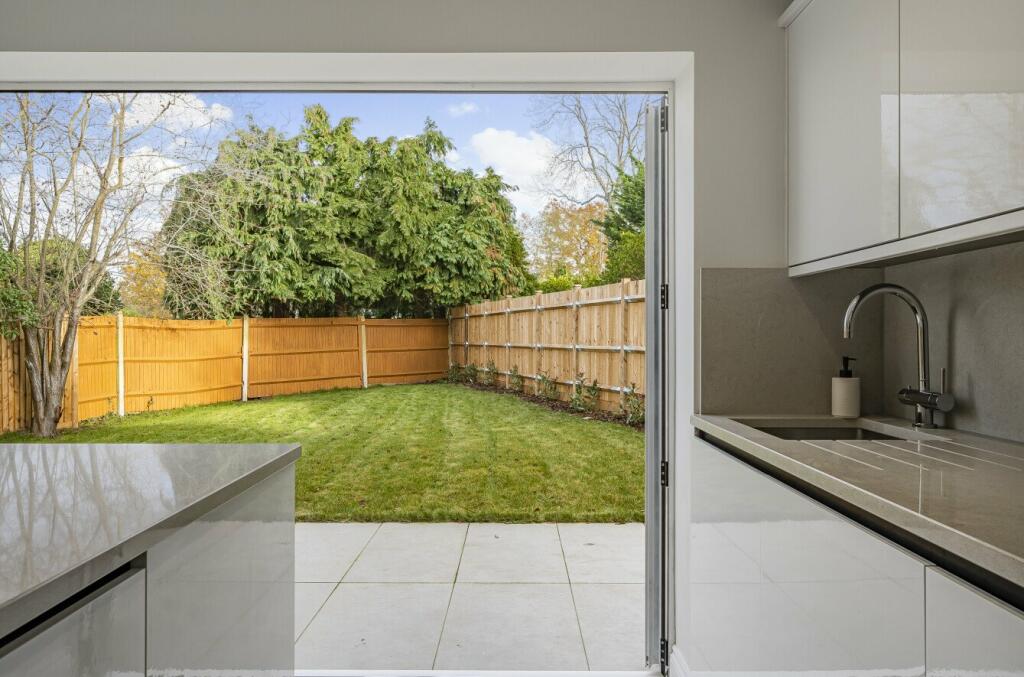 Additional image 11 of Woodland Way, Petts Wood, BR5