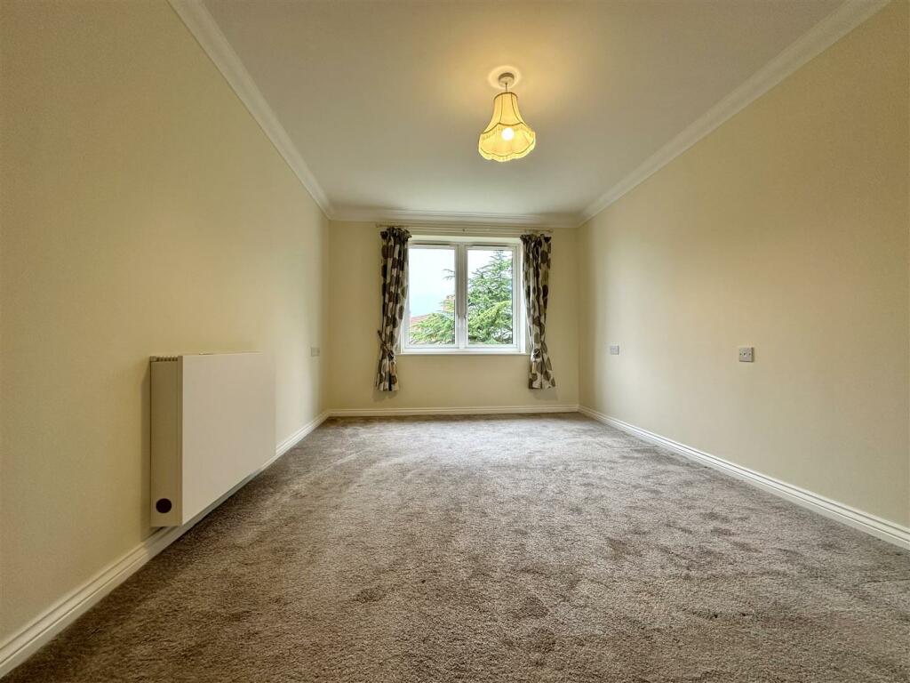 Additional image 19 of Alexandra Lodge, Stokefield Road, Thornbury