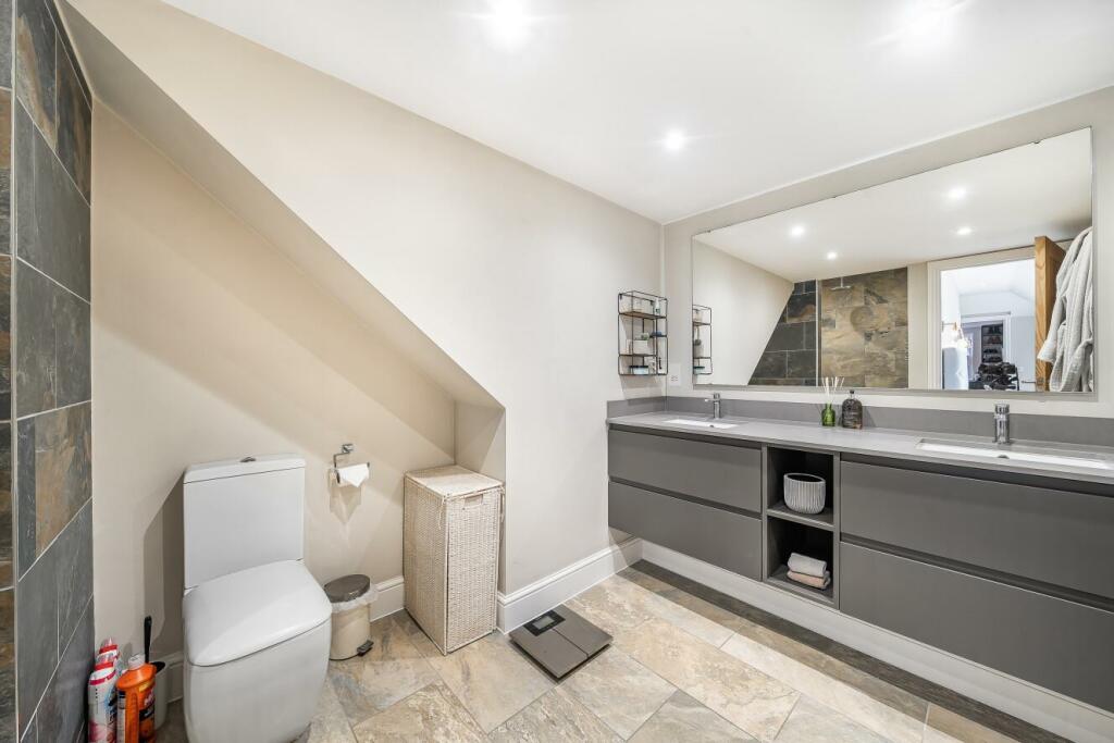 Additional image 12 of Stanley Avenue, Beckenham