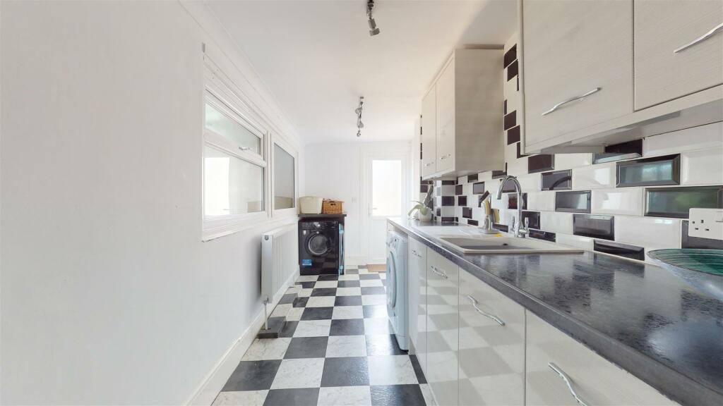 Additional image 16 of Wells Road, Whitchurch