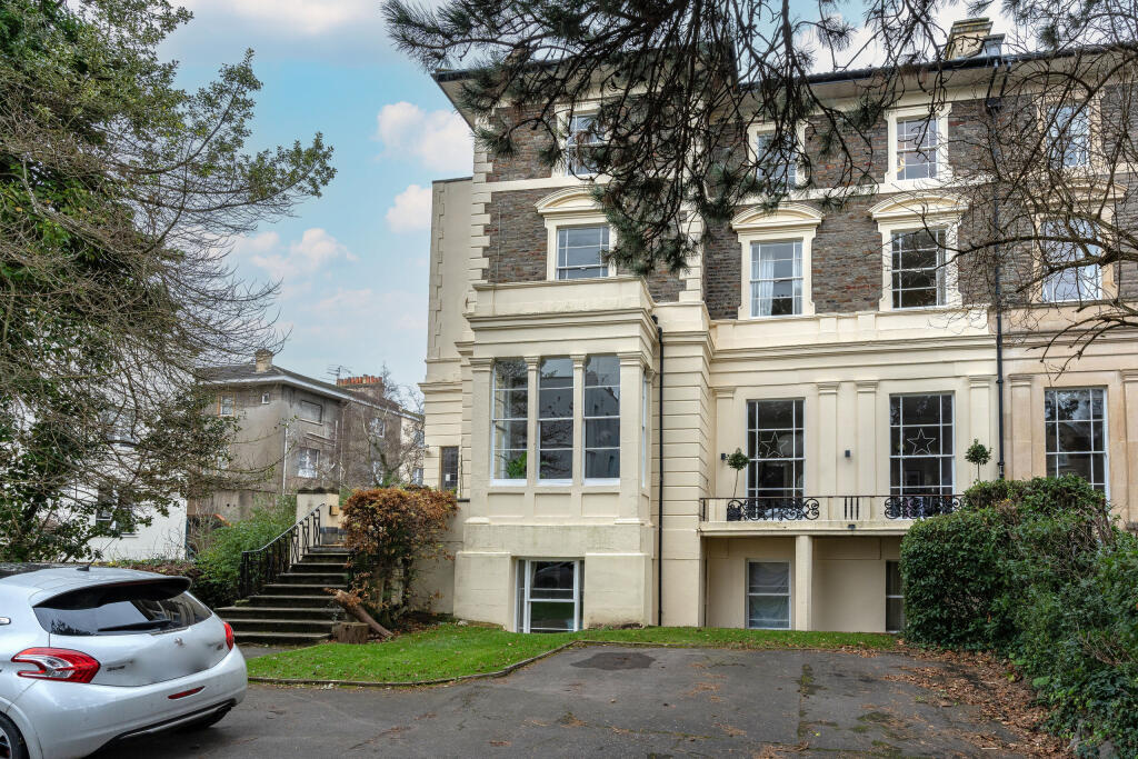 Alma Road, Clifton, Bristol, BS8 2BZ