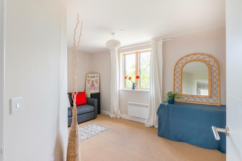 Additional image 14 of Water Lillies, Kings Weston