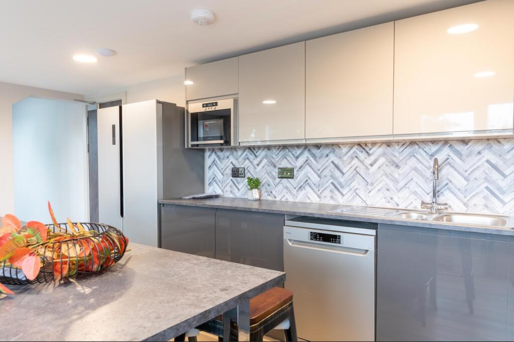 Additional image 4 of - Gloucester Road, Bristol