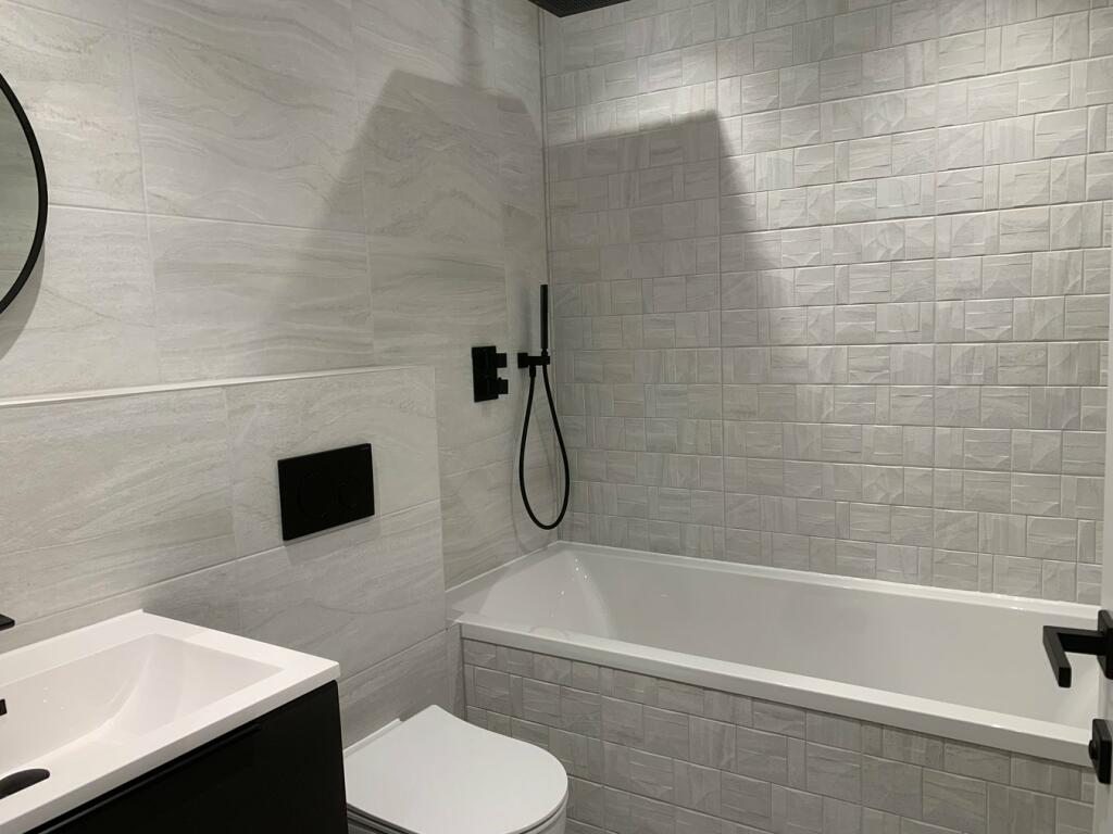 Additional image 5 of 2 Bromley Avenue, Bromley, BR1