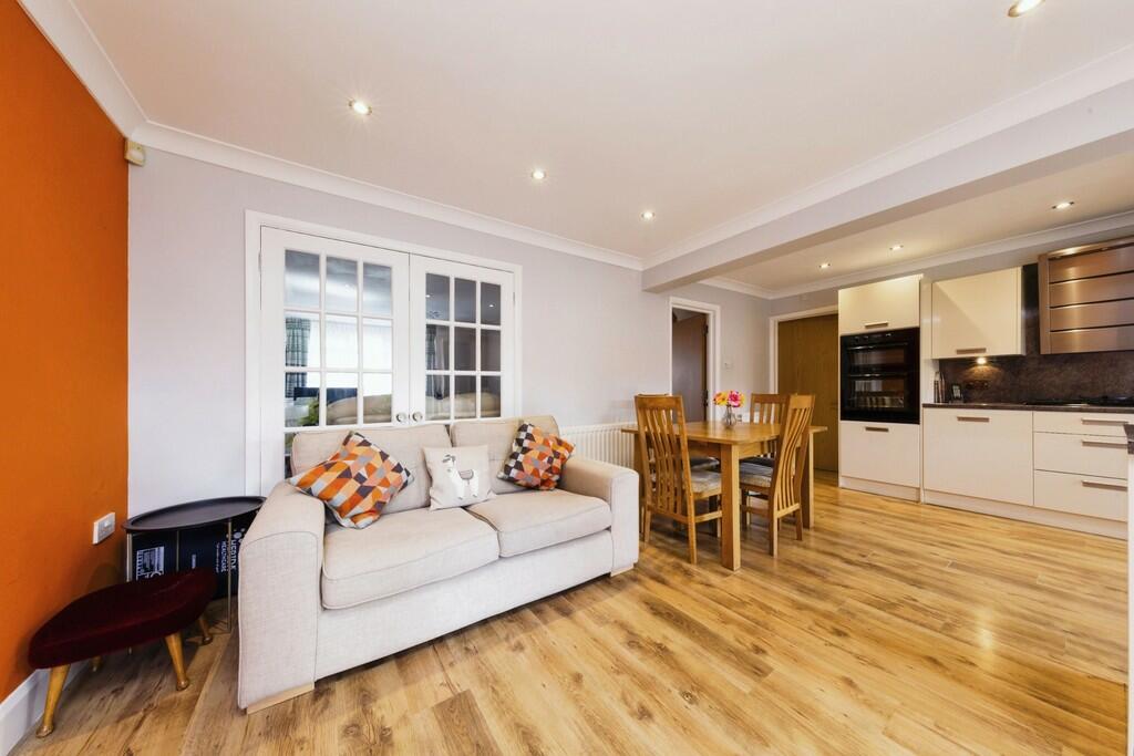Additional image 2 of Downs Avenue, Chislehurst