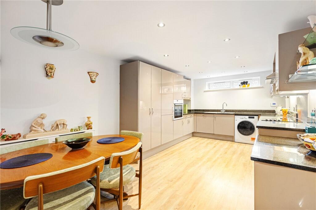 Additional image 26 of The Avenue, Beckenham, BR3
