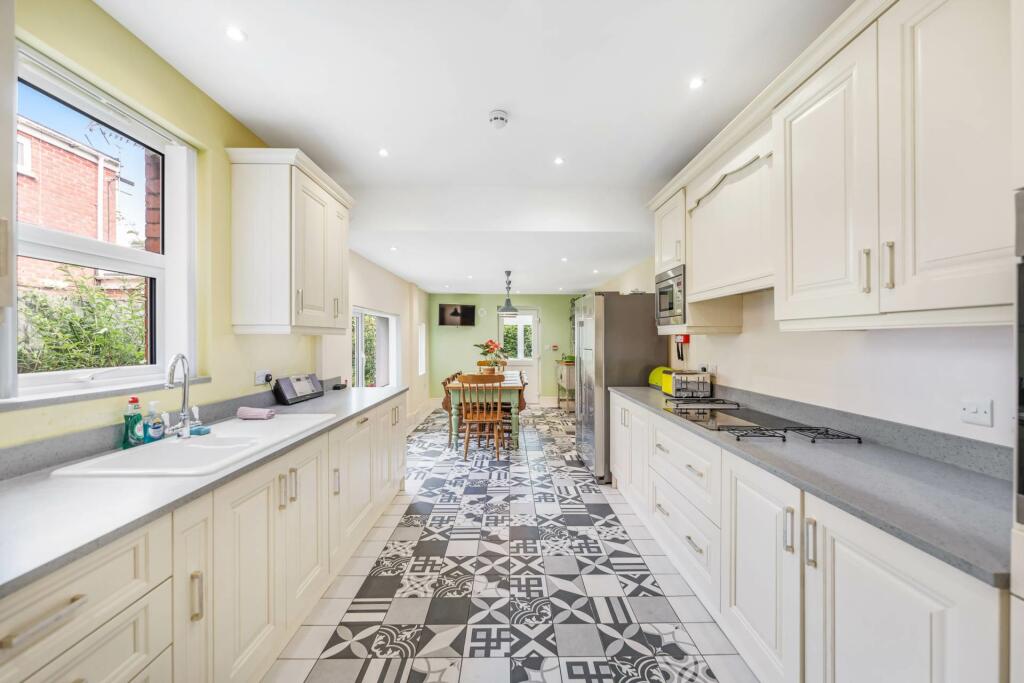 Additional image 5 of Beach Road - The Beach House - Truly Special