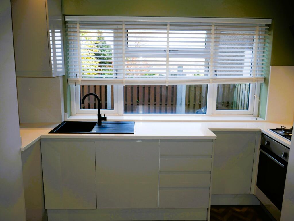 Additional image 3 of Oxford Road, Gomersal, Cleckheaton, West Yorkshire, BD19