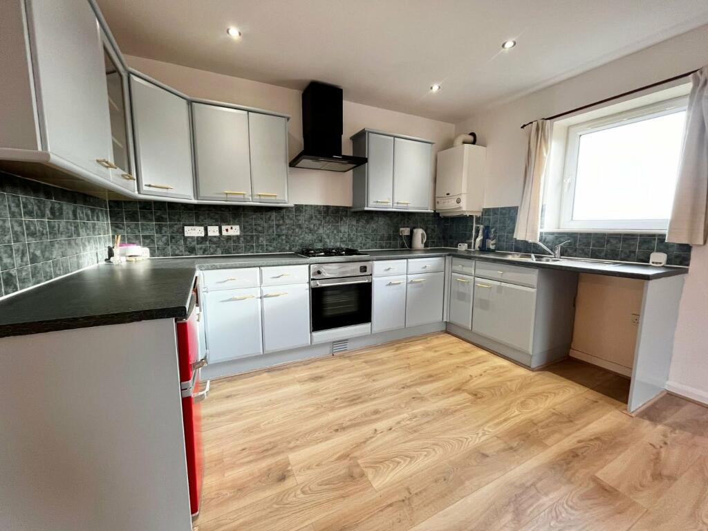 Additional image 3 of Bradford Road, Shipley, West Yorkshire, BD18