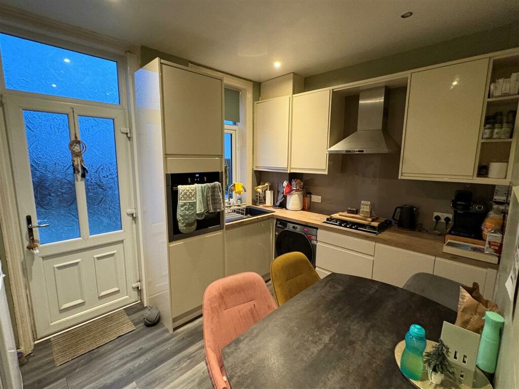 Additional image 3 of Cleckheaton Road, Low Moor, Bradford