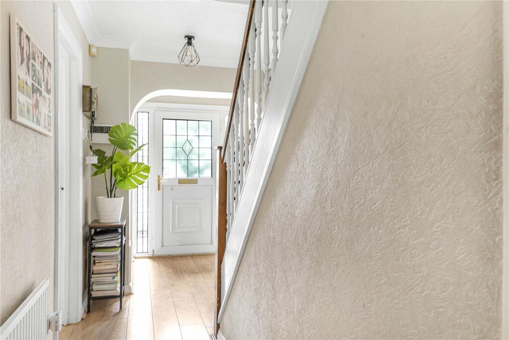 Additional image 21 of Rolinsden Way, Keston, BR2