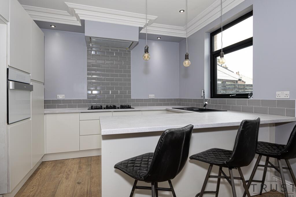 Additional image 31 of Halifax Road, Hartshead Moor, Cleckheaton