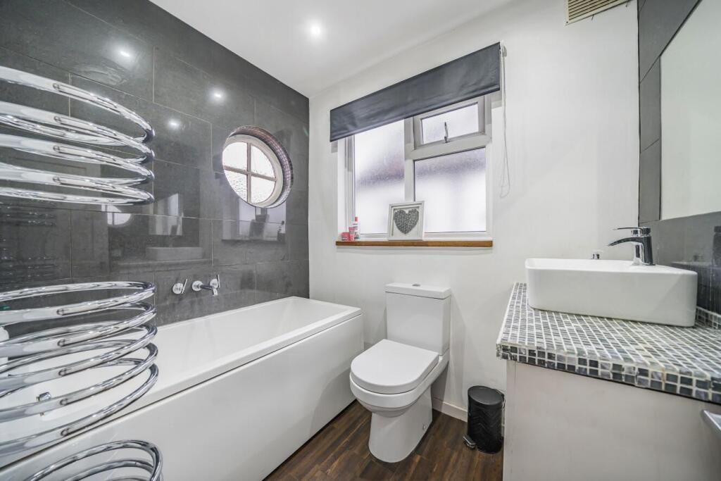 Additional image 16 of Cherry Tree Walk, West Wickham