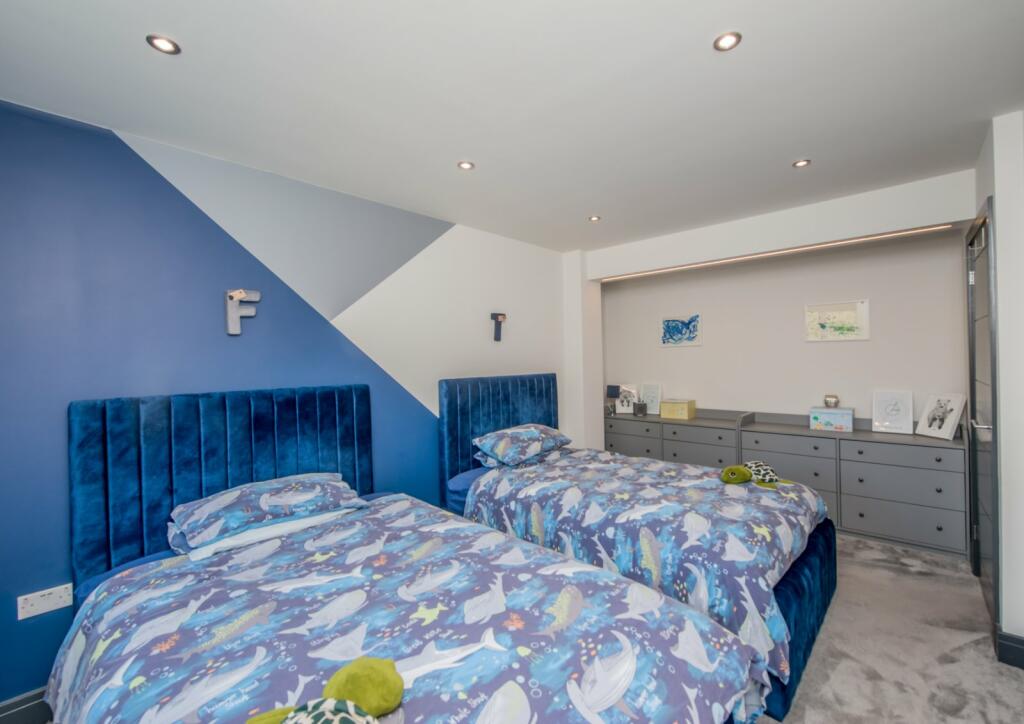 Additional image 15 of Dewsbury Road, Gomersal, Cleckheaton, West Yorkshire, BD19