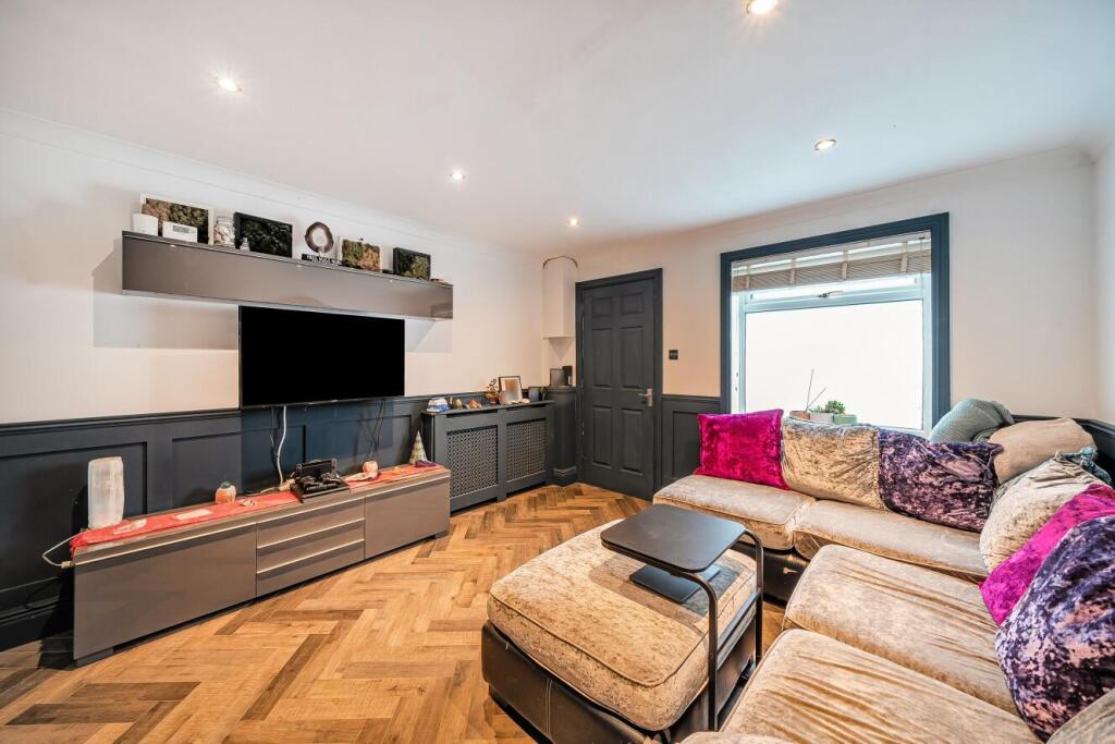 Additional image 2 of Old School Close, Beckenham