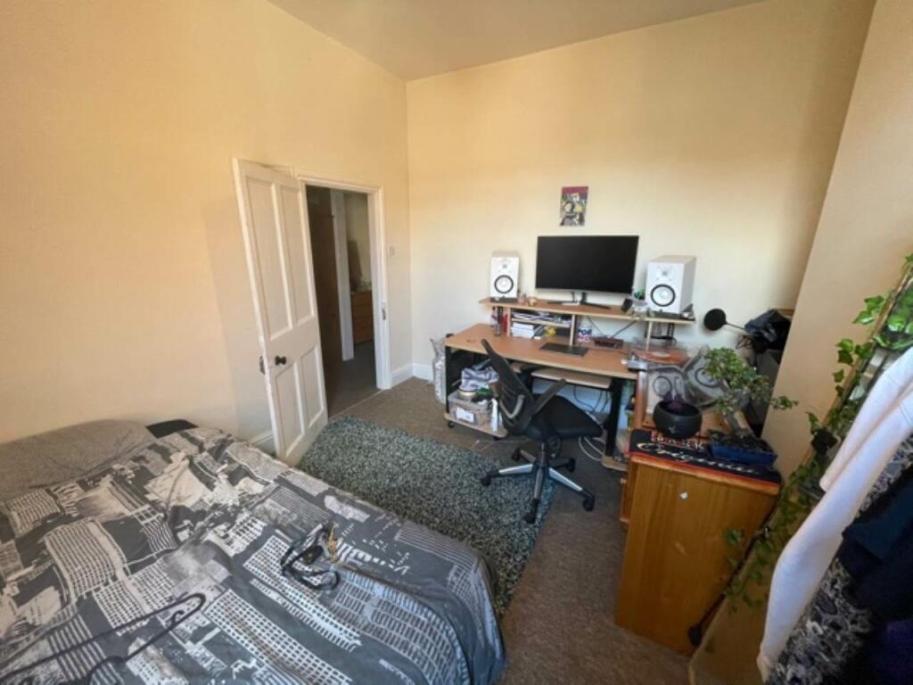 Additional image 10 of Gloucester Road , Bishopston, Bristol