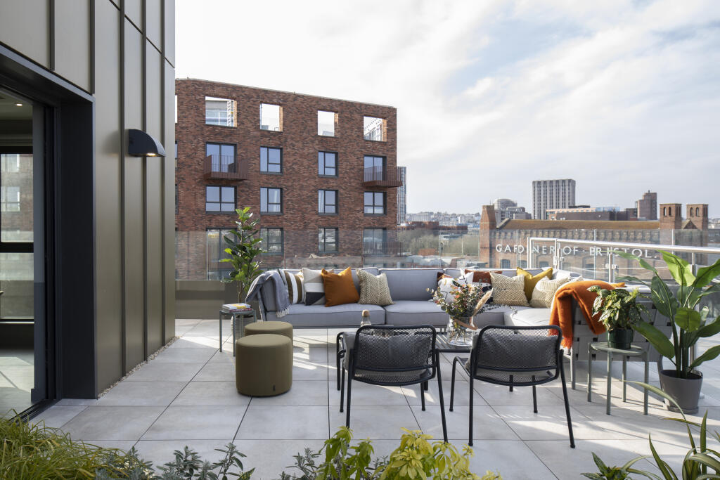 Additional image 9 of 801 Dovetail