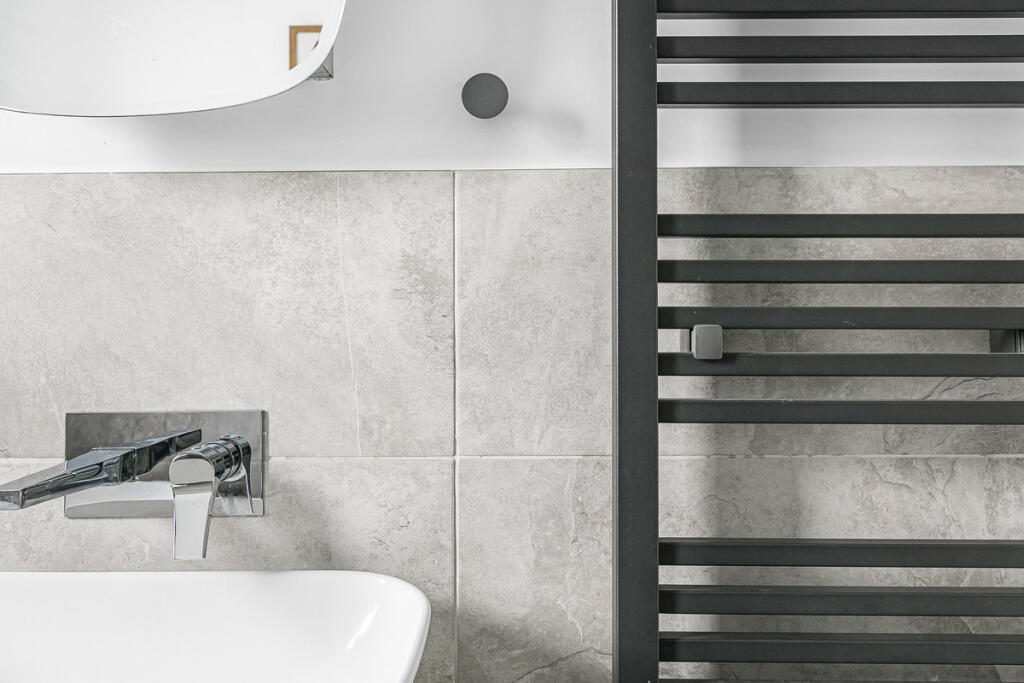 Additional image 20 of Alexandra Crescent, Bromley, BR1