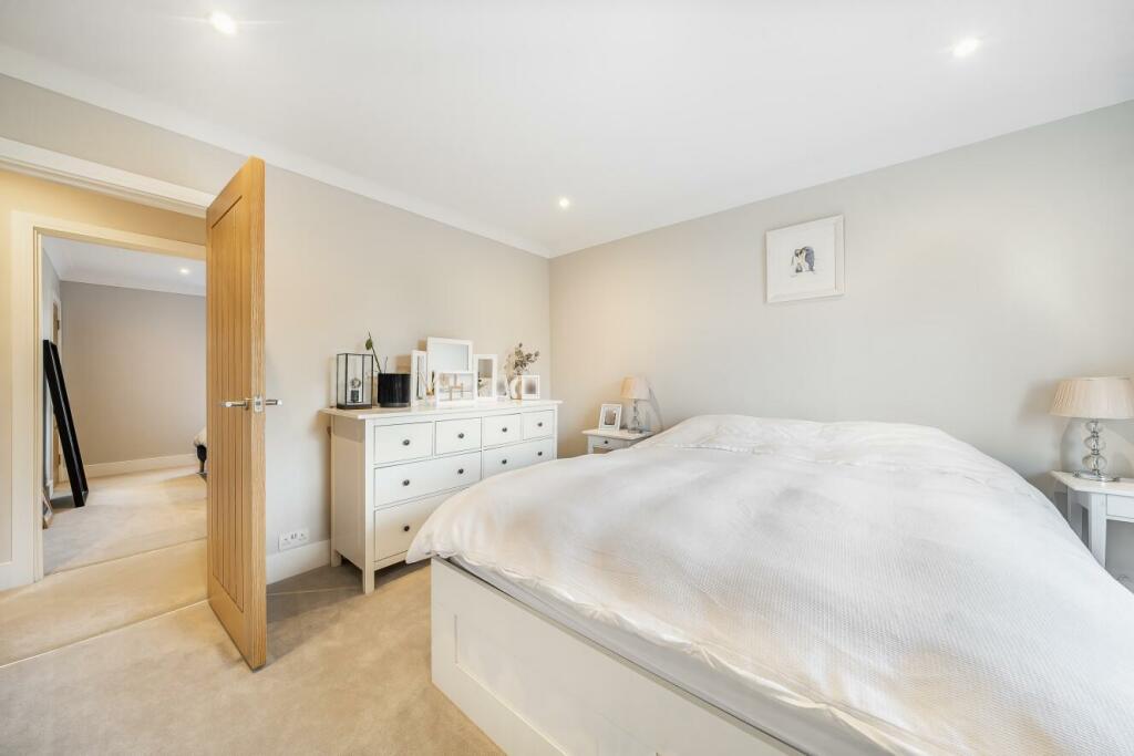 Additional image 9 of Stanley Avenue, Beckenham