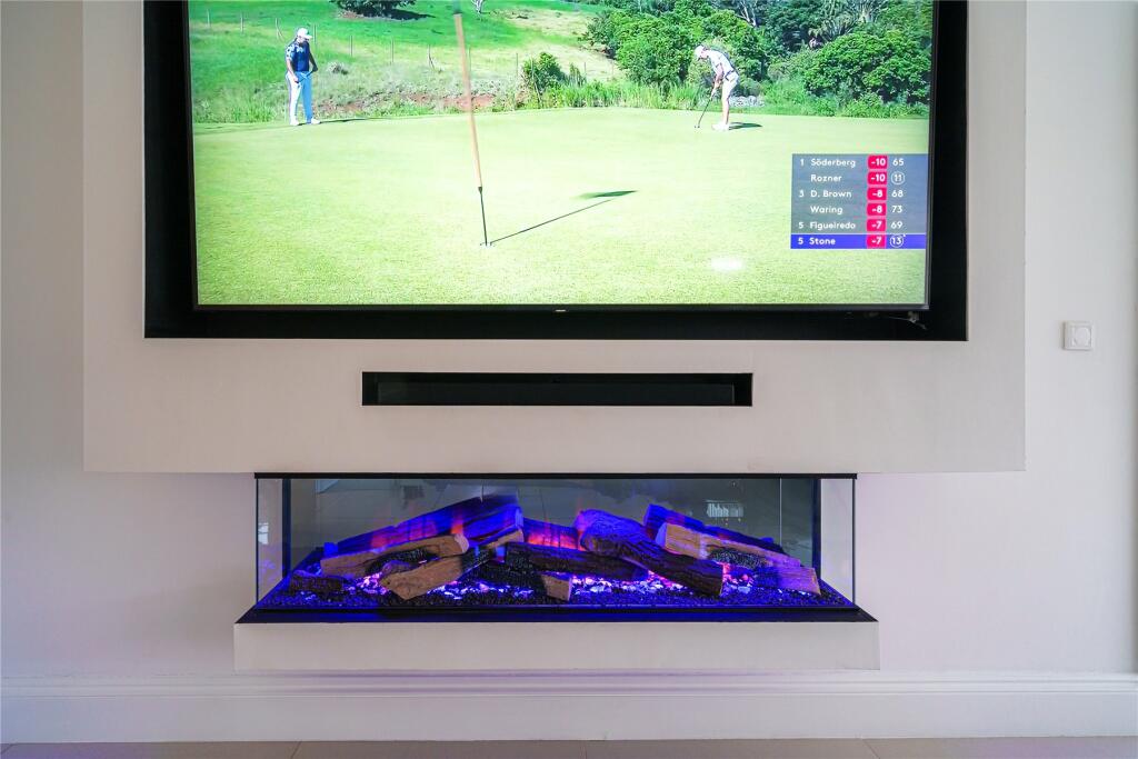 Additional image 25 of Marlings Park Avenue, Chislehurst