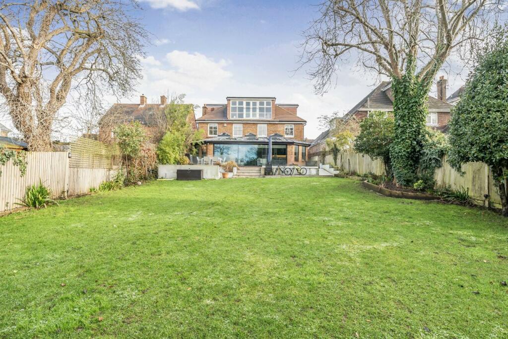 Additional image 5 of Stanley Avenue, Beckenham