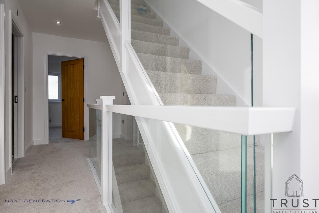 Additional image 38 of Hillside View, Drighlington