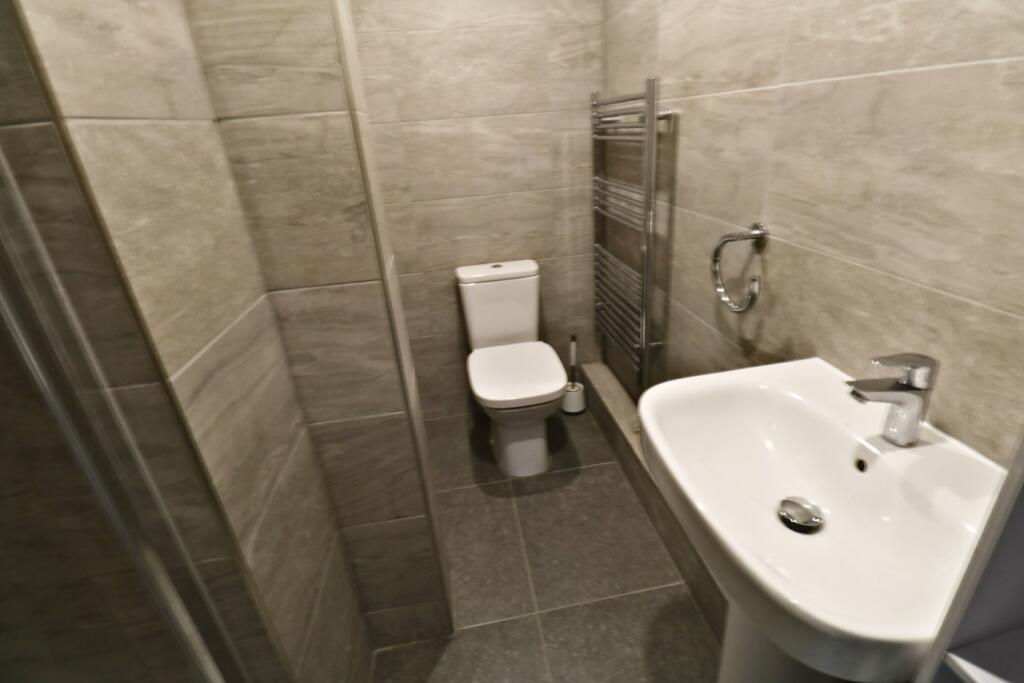Additional image 6 of Elgar Lodge, Fair Acres, Bromley, Kent, BR2
