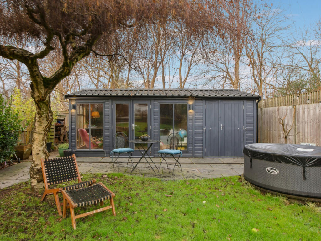 Additional image 9 of Warren Avenue, Bromley, BR1