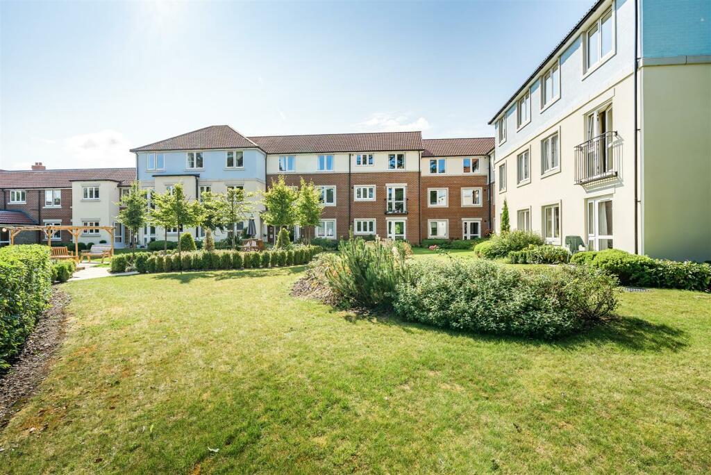 Additional image 9 of Alexandra Lodge, Thornbury, Bristol