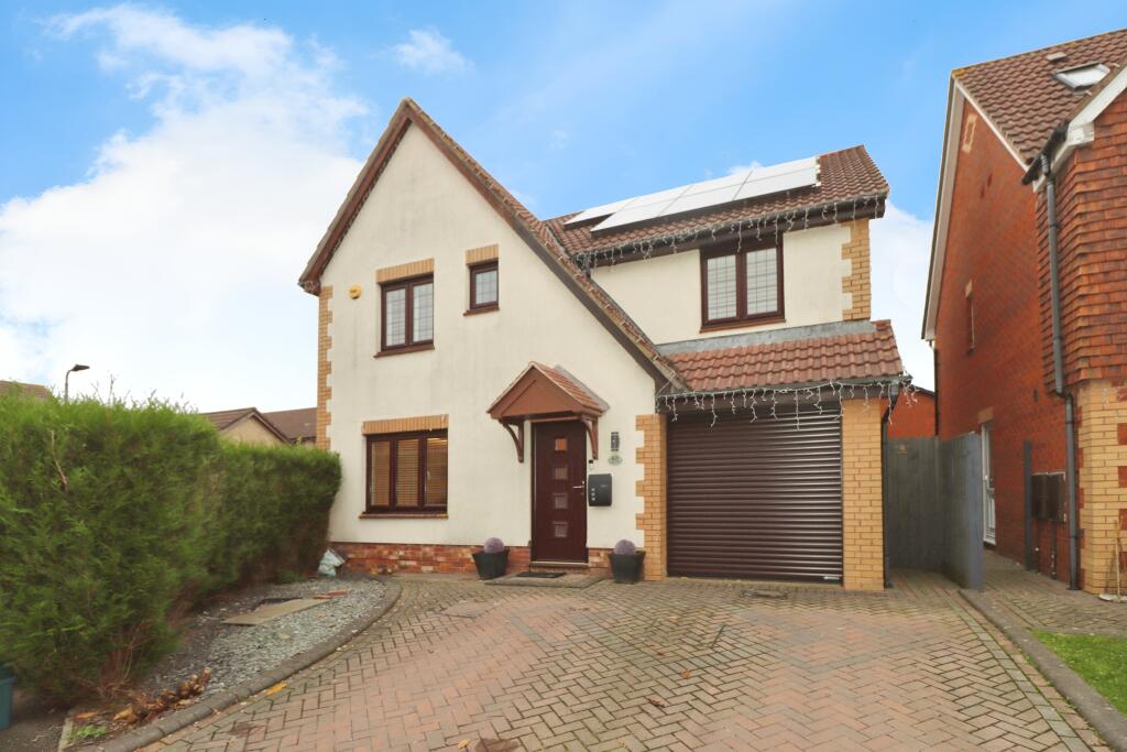 Juniper Way, Bradley Stoke, Bristol, Gloucestershire, BS32