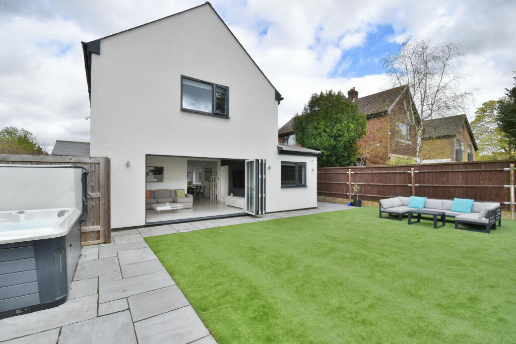 Additional image 20 of Southborough Road, Bromley