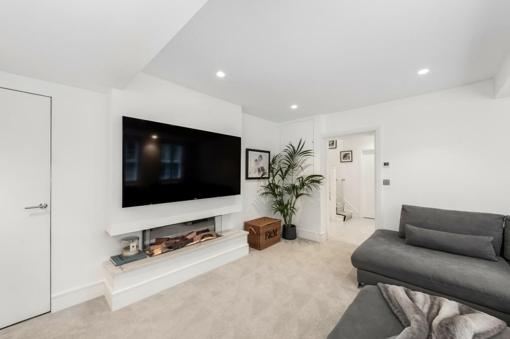 Additional image 5 of Roundwood,  Chislehurst, BR7