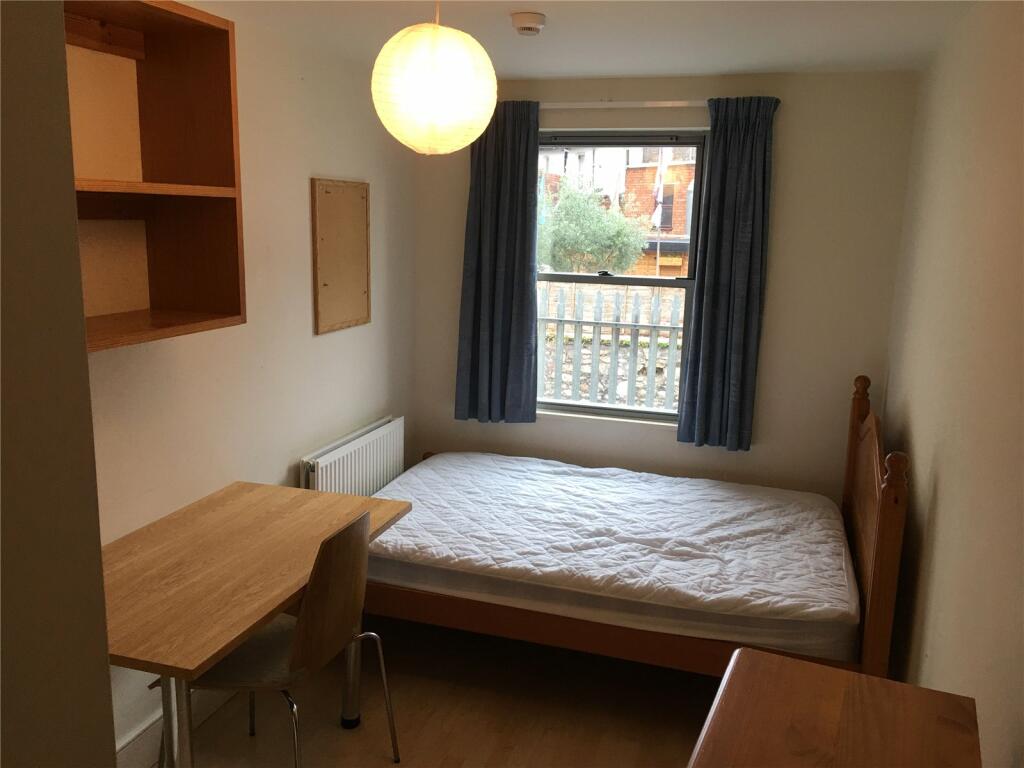 Additional image 7 of Flat B, Cotham Hill Apartments, 3 Hampton Lane (FFF), Cotham, Bristol, BS6