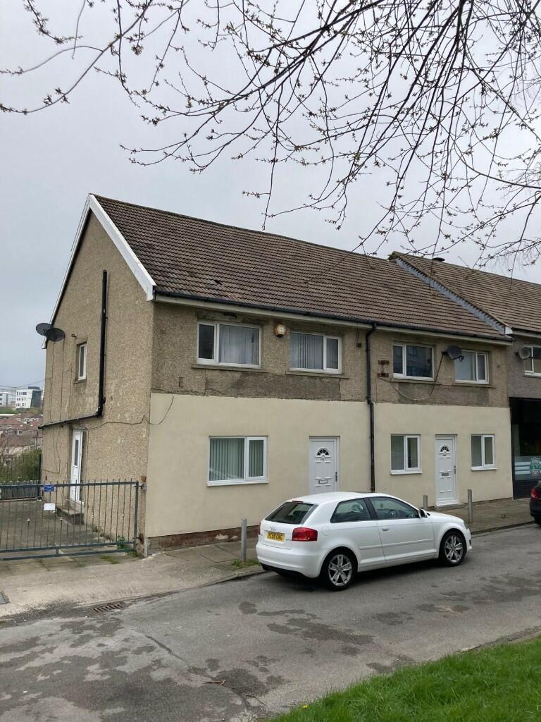 Additional image 2 of 1067 - 1069 Bolton Road, Bradford, West Yorkshire, BD2