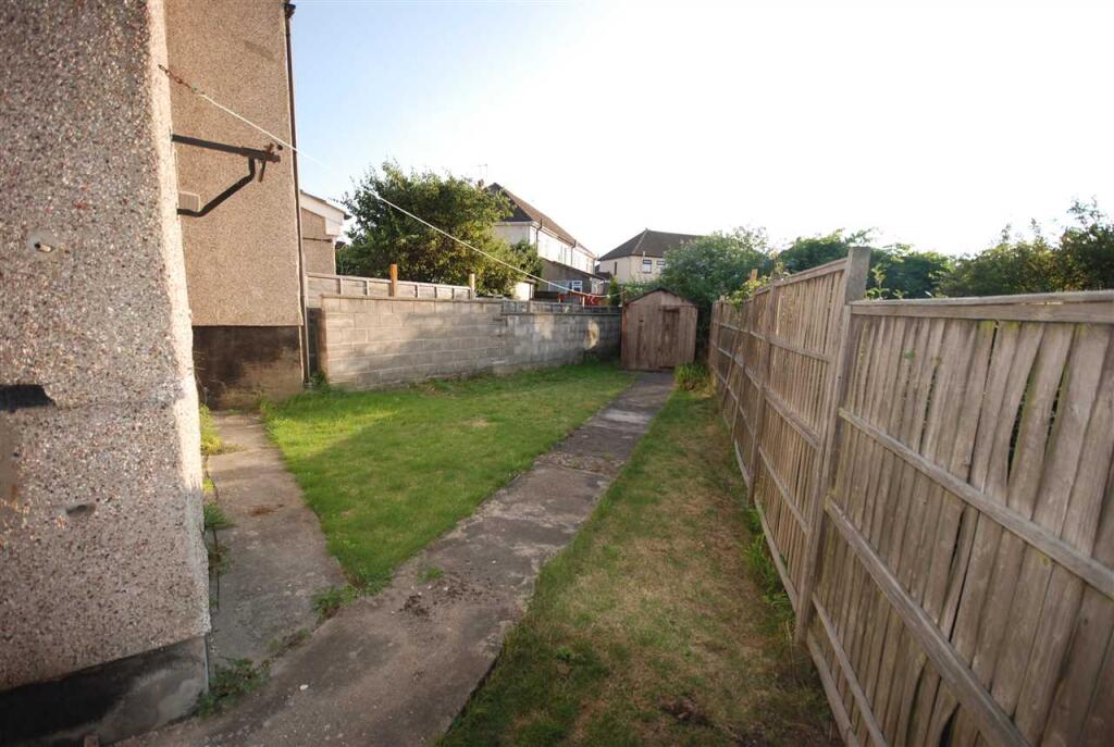 Additional image 10 of Warren Road