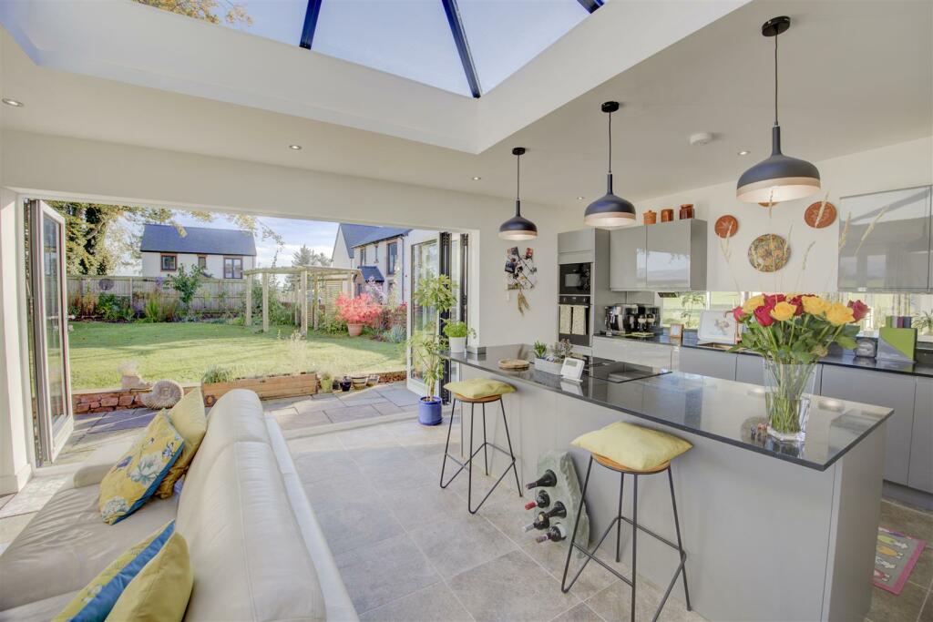 Additional image 8 of Winskill