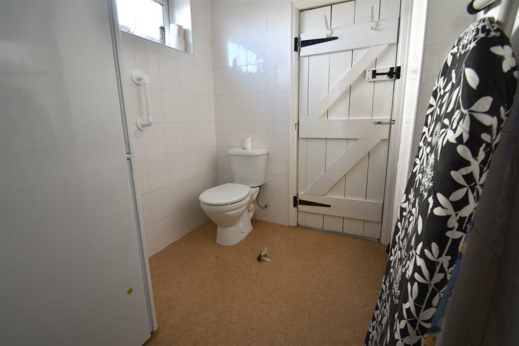 Additional image 8 of Walking Distance Of Elmlea Schools & Stoke Lane Shops In WOT