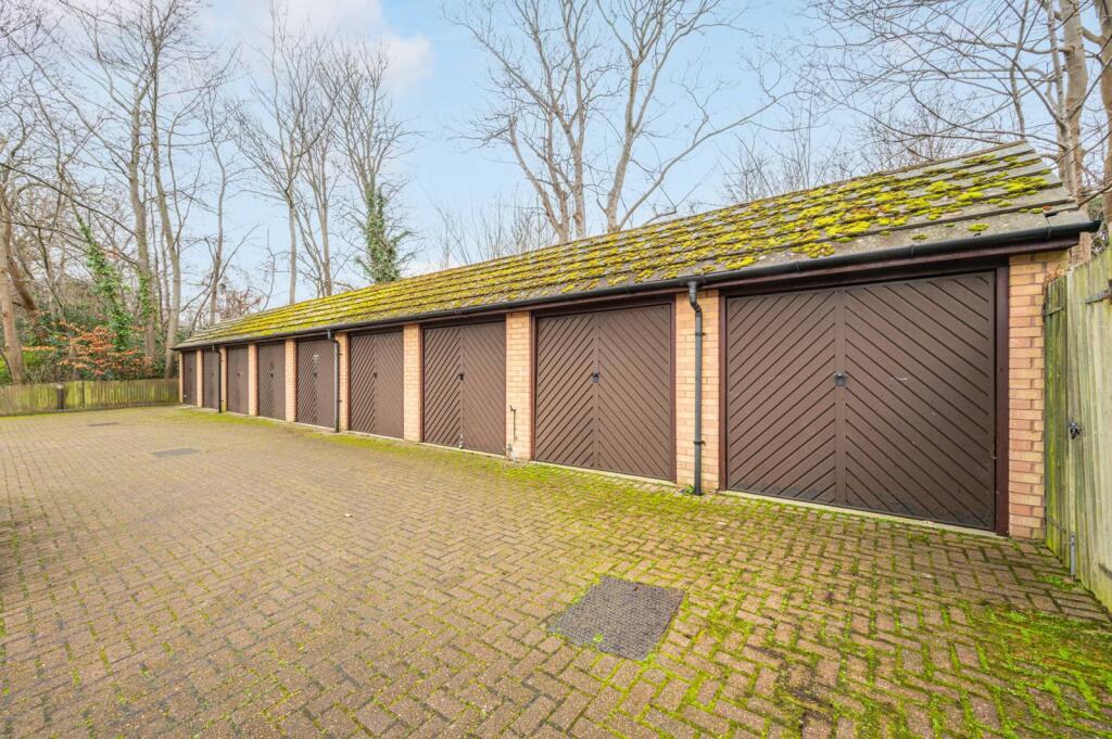 Additional image 11 of Albemarle Road, Beckenham, BR3