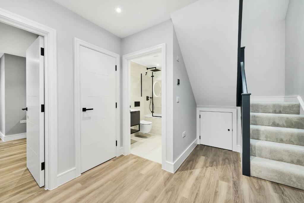 Additional image 8 of Bromley Avenue, Bromley