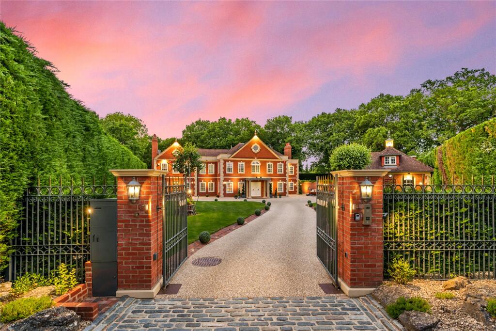 Additional image 26 of Wood Way, Farnborough Park