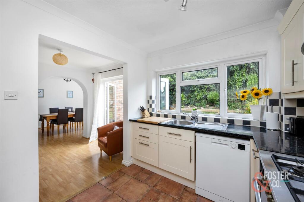 Additional image 14 of Iden Hurst, Hurstpierpoint